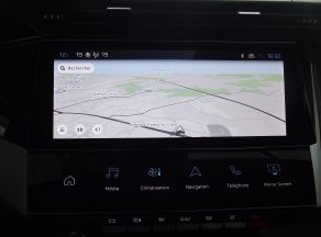 Peugeot 408 HYBRID 136 E DCS6 GT BVA - photo 7