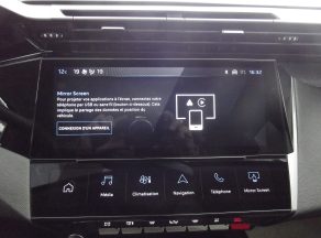 Peugeot 408 HYBRID 136 E DCS6 GT BVA - photo 8