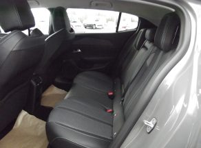 Peugeot 408 HYBRID 136 E DCS6 GT BVA - photo 10