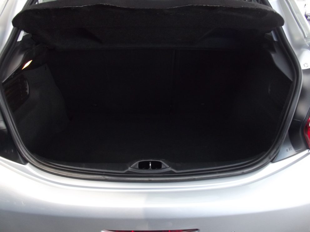 Peugeot 208 VTI 82 CV STYLE BVM - photo 11