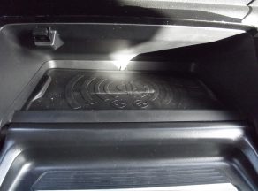 Peugeot 2008 HYBRID 145 E DCS6 ALLURE BVA - photo 10