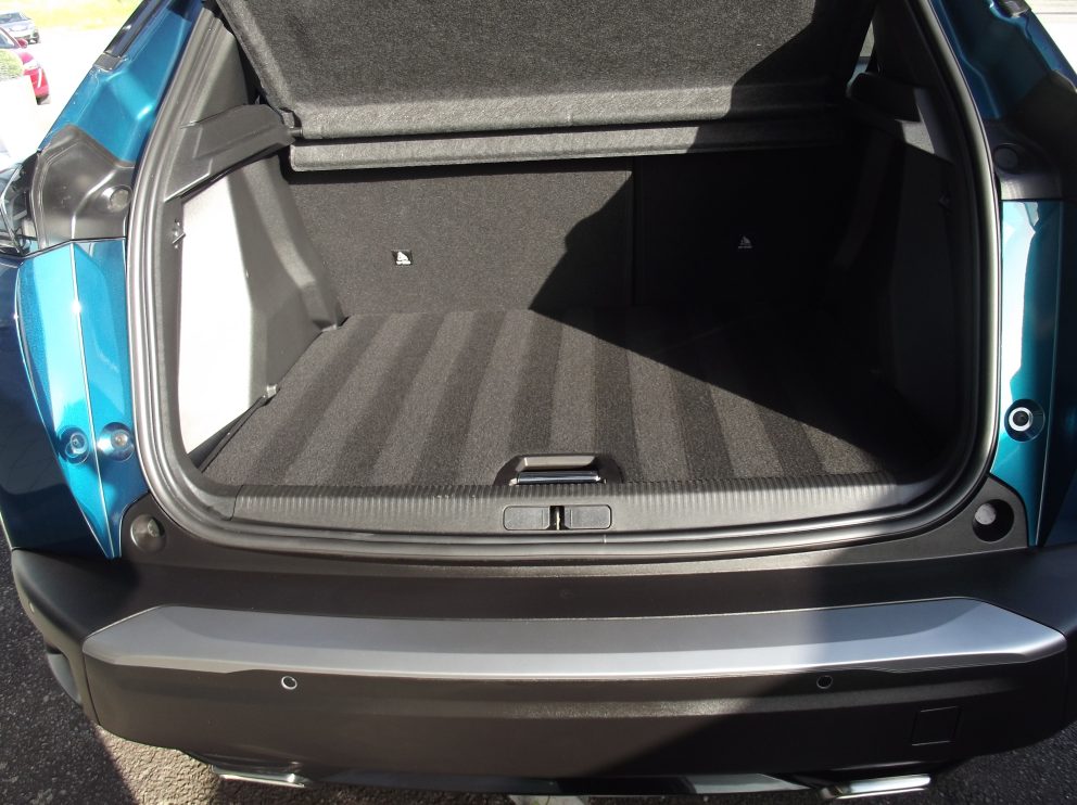 Peugeot 2008 HYBRID 145 E DCS6 ALLURE BVA - photo 13