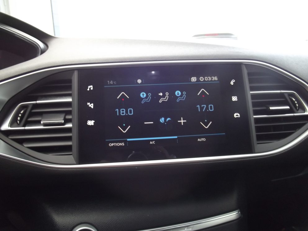 Peugeot 308 SW BLUEHDI 130 CV 1.5 ALLURE BUSINESS BVA - photo 6