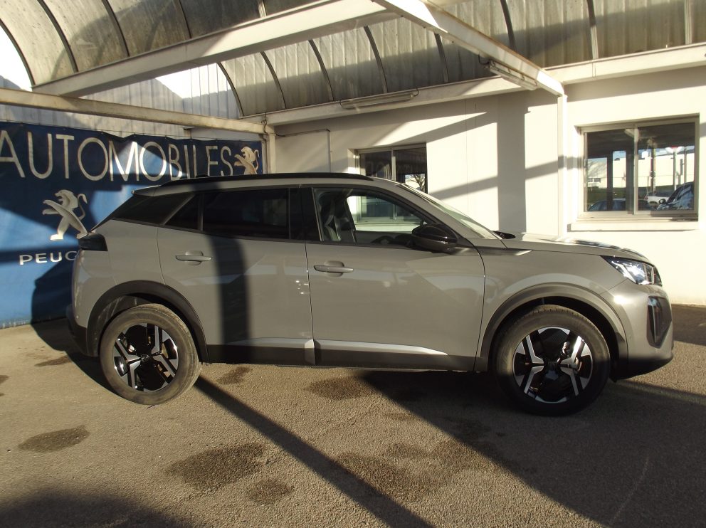 Peugeot 2008 HYBRID 145 E DCS6 ALLURE BVA - photo 4