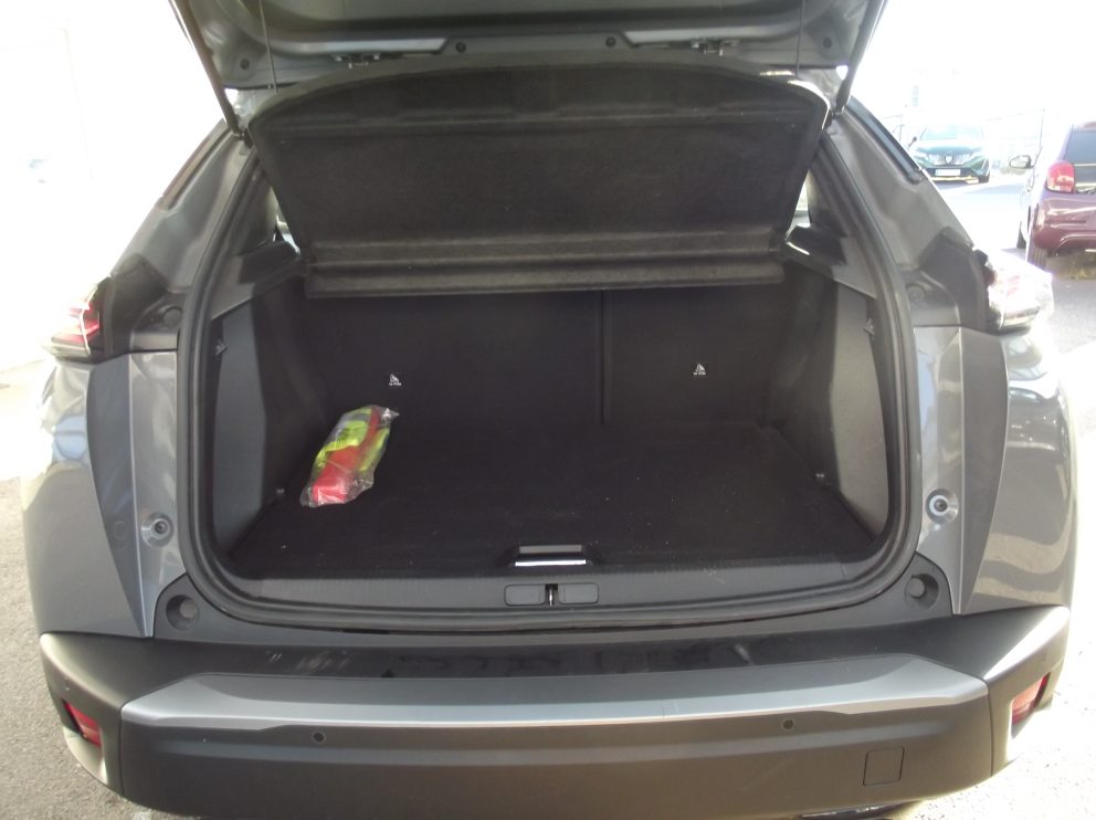 Peugeot 2008 HYBRID 145 E DCS6 ALLURE BVA - photo 13