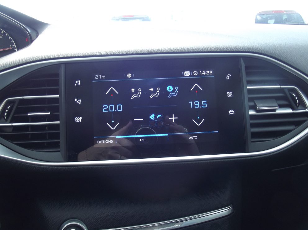 Peugeot 308 SW BLUEHDI 130 CV ALLURE BVA - photo 8