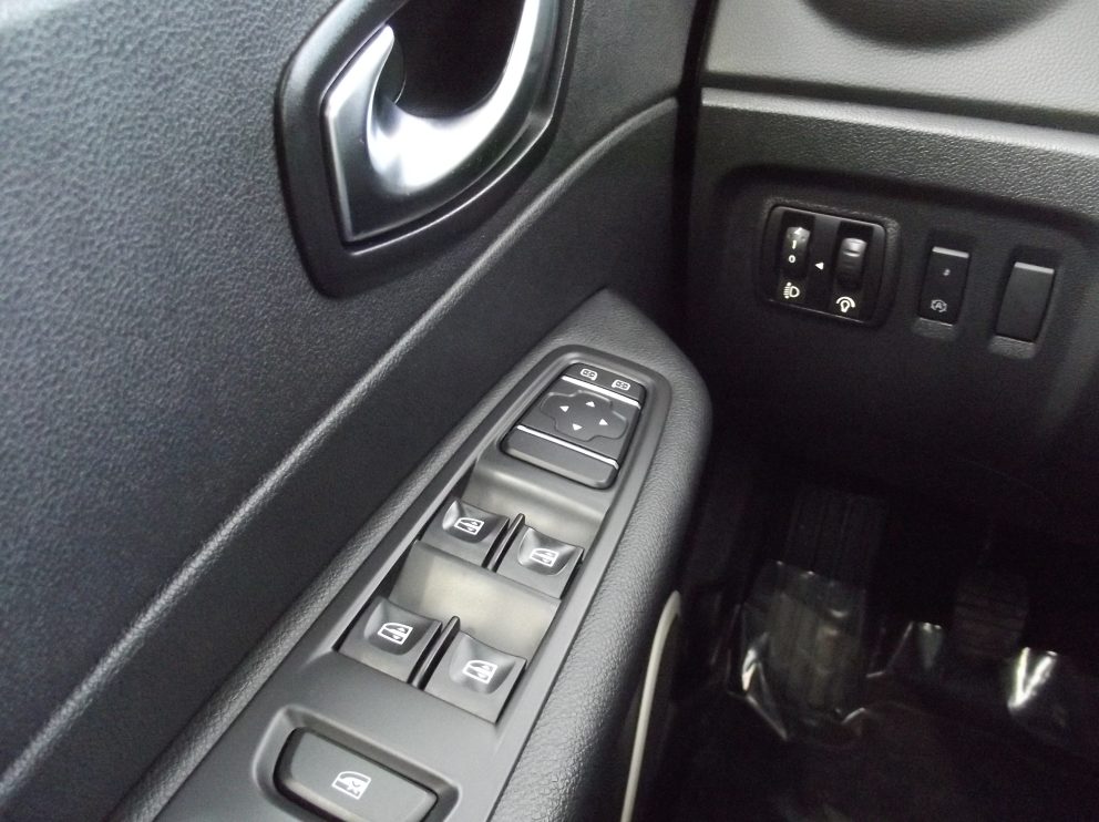 Renault CAPTUR 1.5 DCI 90 CV ENERGY BUSINESS BVM - photo 9