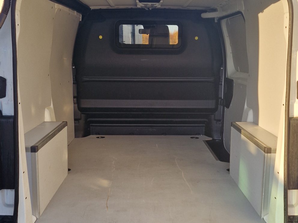 Citroën JUMPY VAN B-HDI 120 CV DRIVER - photo 8