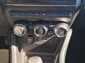 Renault CLIO V E-tech HYBRID 140 CV  - photo 12