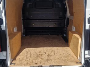 Citroën jumpy van 1.5 b-hdi 120 cv driver - photo 8