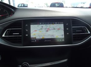 Peugeot 308 SW BLUEHDI 130 CV GT LINE EAT8 - photo 7