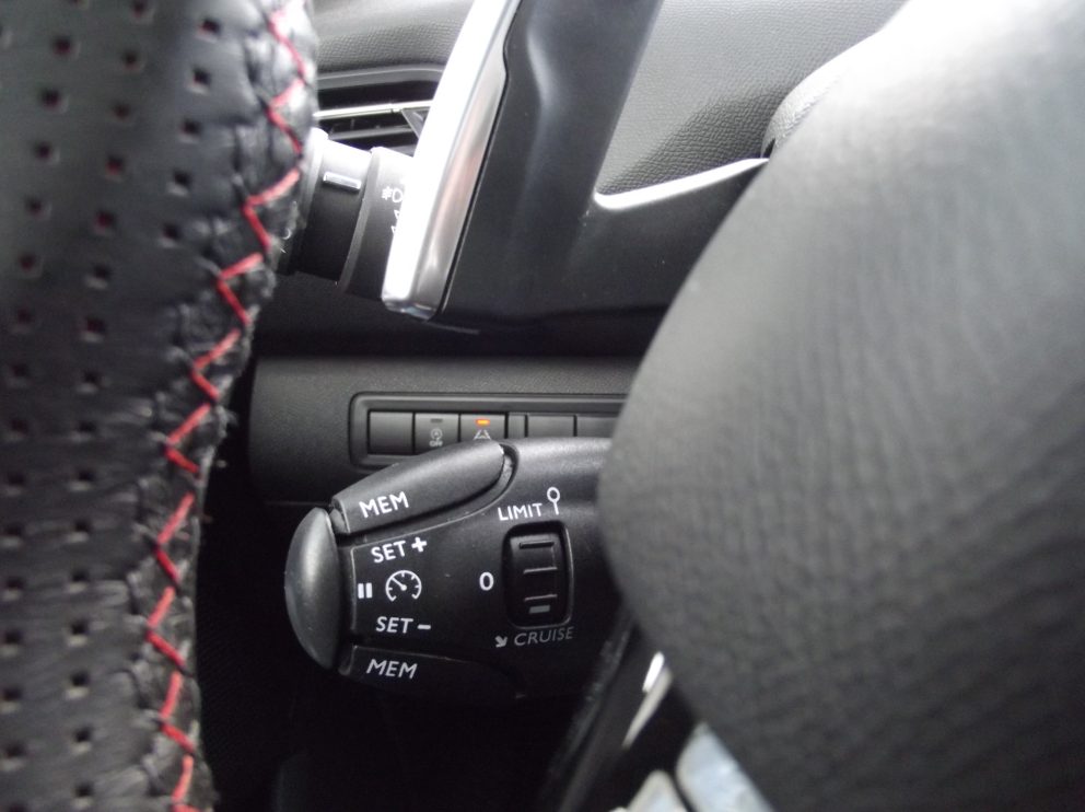 Peugeot 308 SW BLUEHDI 130 CV GT LINE EAT8 - photo 10