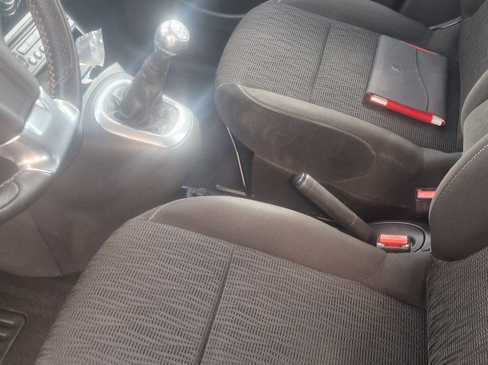Citroën C3 PICASSO 1.6 HDI 110 EXCLUSIVE - photo 6