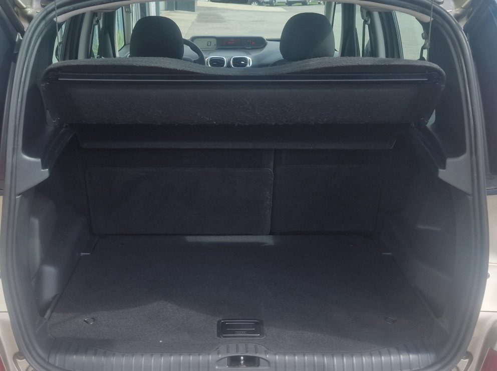 Citroën C3 PICASSO 1.6 HDI 110 EXCLUSIVE - photo 10