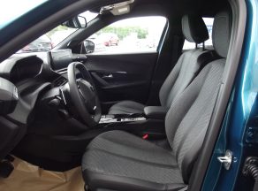 Peugeot 2008 HYBRID 136 E DCS6 ALLURE BVA - photo 5