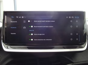 Peugeot 2008 HYBRID 136 E DCS6 ALLURE BVA - photo 11