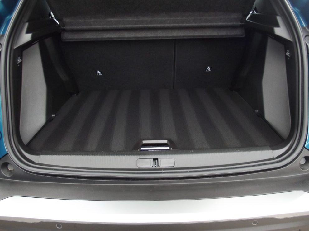 Peugeot 2008 HYBRID 136 E DCS6 ALLURE BVA - photo 14