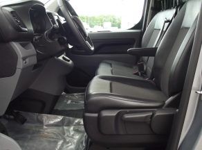 Peugeot EXPERT STANDARD PREMIUM 2.0 L 180 CV BVA - photo 4
