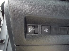 Peugeot 2008 BLUEHDI 130 CV ALLURE PACK EAT8 - photo 12