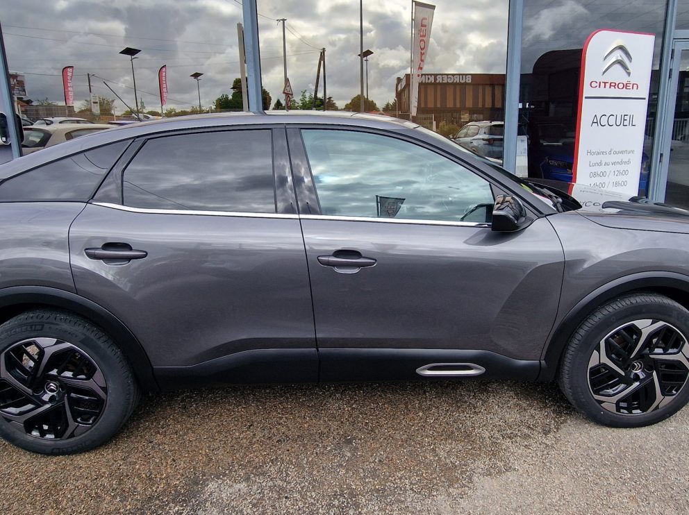 Citroën C4 B-HDI 130 CV EAT8 SHINE - photo 3