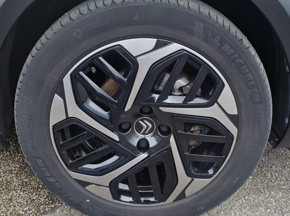 Citroën C4 B-HDI 130 CV EAT8 SHINE - photo 11