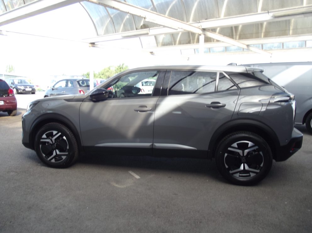 Peugeot 2008 HYBRID 145 E DCS6 ALLURE BVA - photo 2