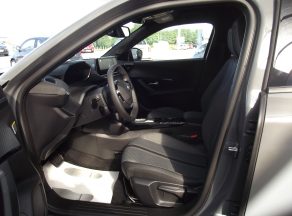 Peugeot 2008 HYBRID 145 E DCS6 ALLURE BVA - photo 5