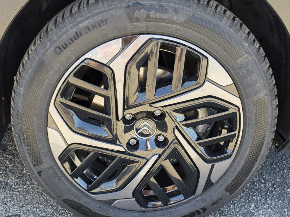 Citroën C4 B-HDI 130 CV EAT8 SHINE - photo 10