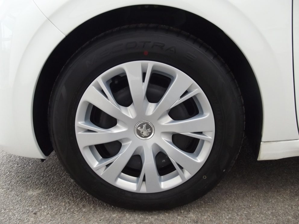 Peugeot 208 BLUEHDI 100 CV ACTIVE BUSINESS BVM - photo 15
