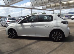Peugeot 208 HYBRID 100 E DCS6 ALLURE BVA - photo 2