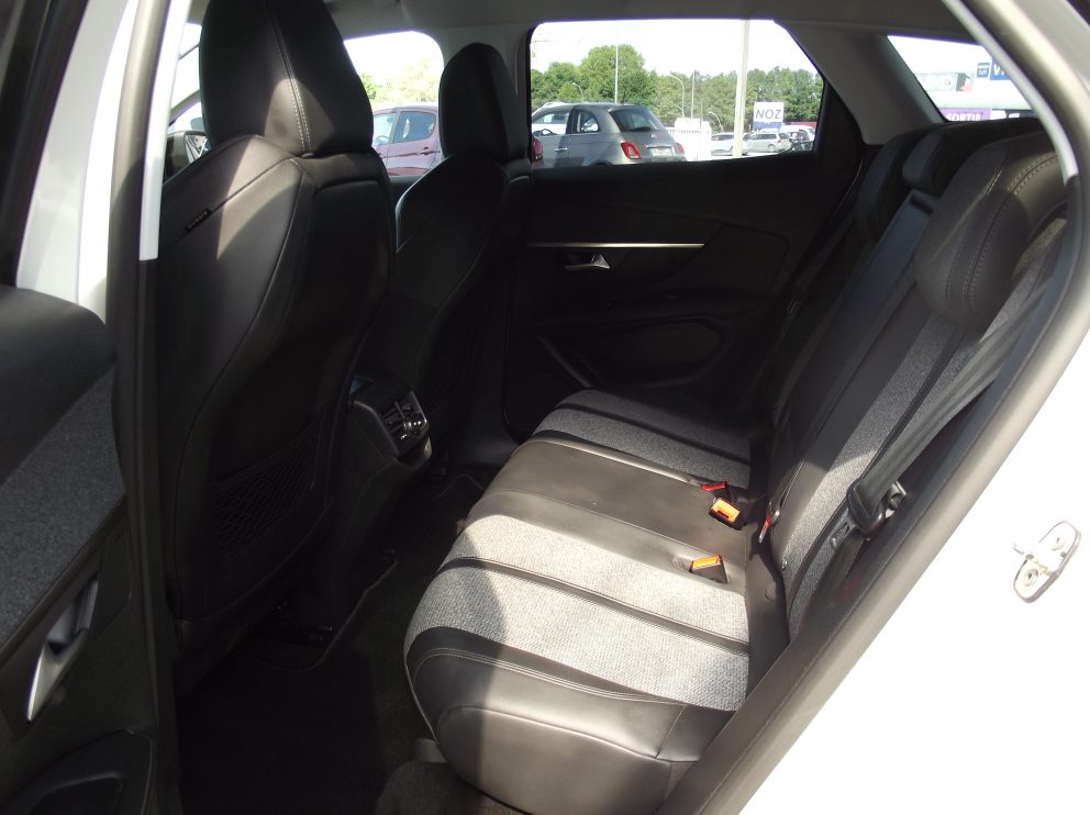 Peugeot 3008 BLUEHDI 130 CV ACTIVE BUSINESS BVM - photo 10