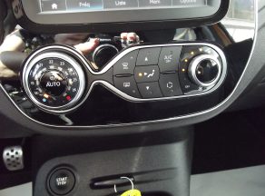 Renault CAPTUR 1.2 TCE 120 CV ENERGY INTENS BVM6 - photo 8