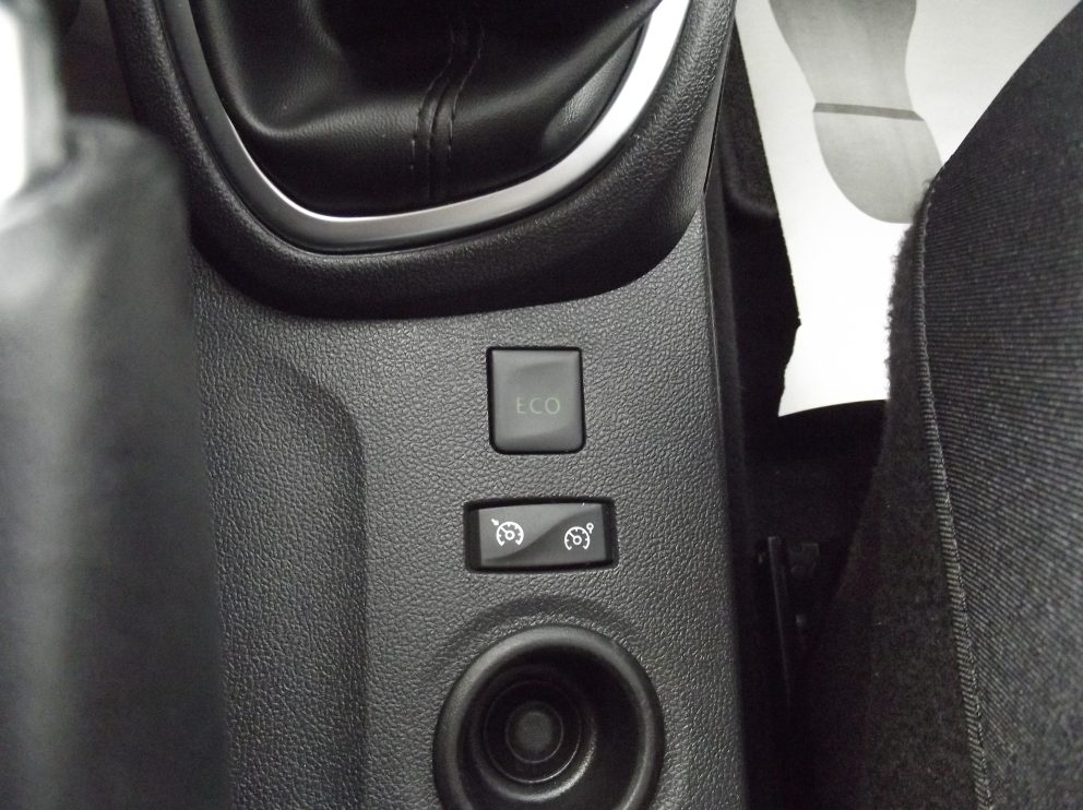 Renault CAPTUR 1.2 TCE 120 CV ENERGY INTENS BVM6 - photo 9