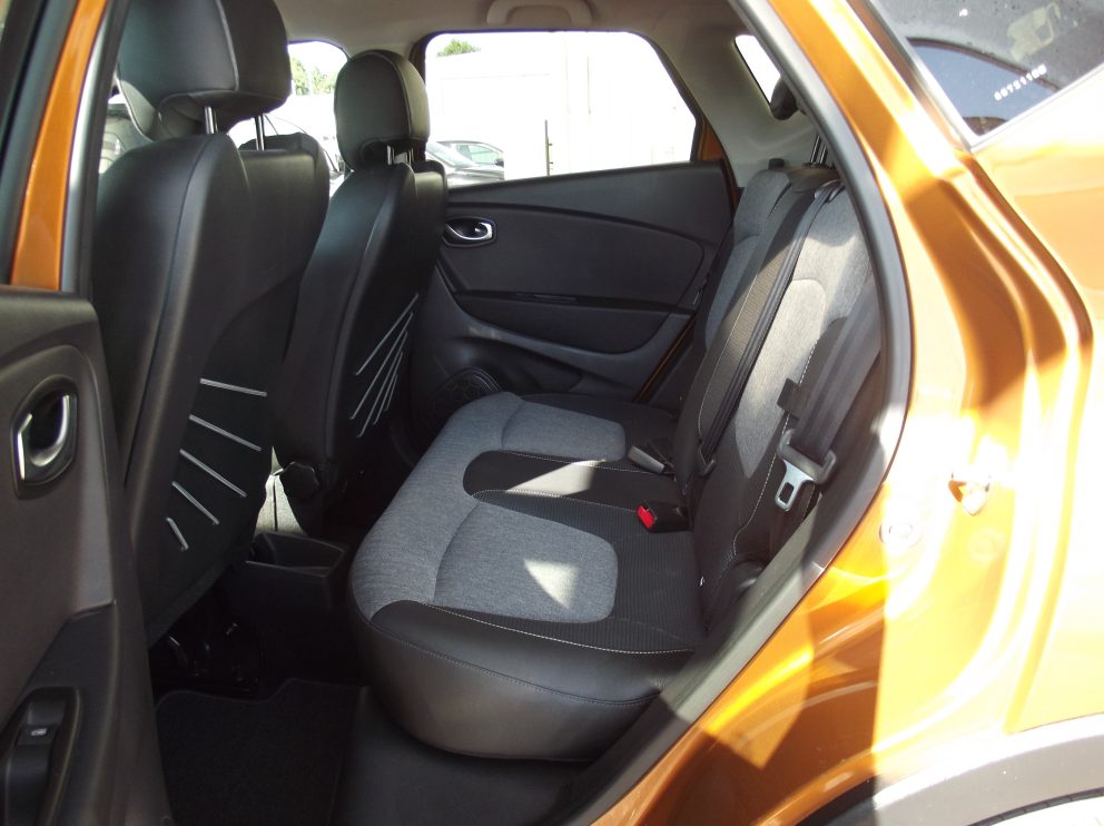 Renault CAPTUR 1.2 TCE 120 CV ENERGY INTENS BVM6 - photo 10