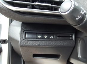Peugeot 3008 BLUEHDI 130 CV GT EAT8 - photo 12