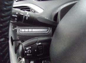 Peugeot 2008 BHDI 100 CV STYLE BVM - photo 5