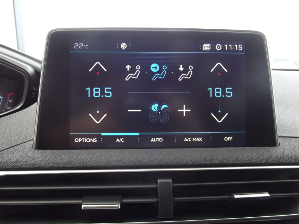 Peugeot 3008 B-HDI 130 CV ALLURE BVM - photo 5