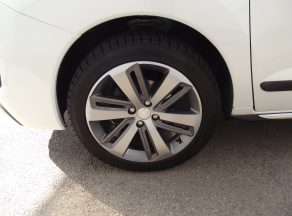 Peugeot 3008 120 CV BHDI ALLURE BVM - photo 16