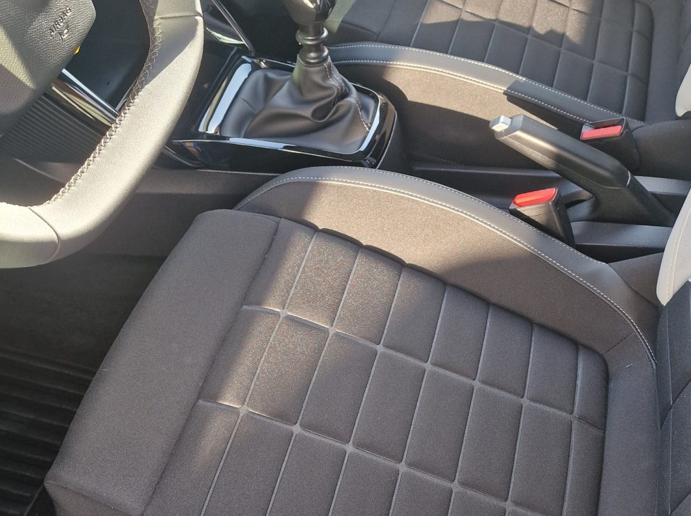 Citroën C3 1.2 TURBO 100 CV MAX - photo 6