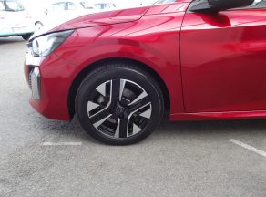 Peugeot 208 HYBRID 100 E DCS6 ALLURE BVA - photo 15
