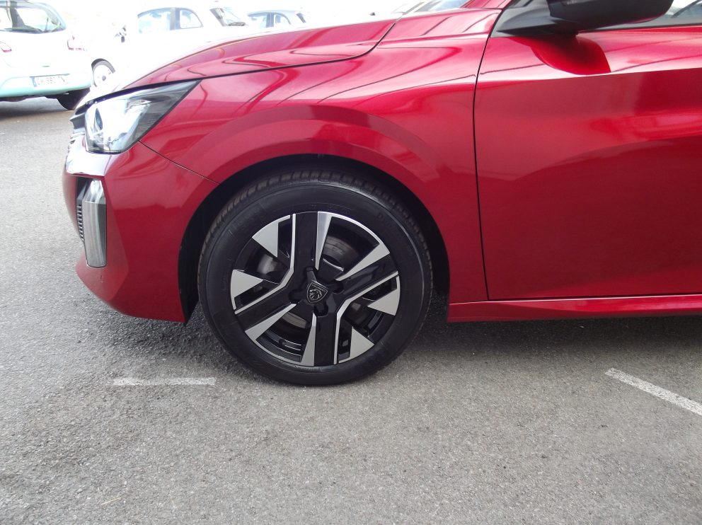 Peugeot 208 HYBRID 100 E DCS6 ALLURE BVA - photo 15