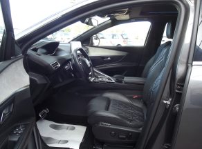 Peugeot 3008 BHDI 180 CV GT BVA - photo 4
