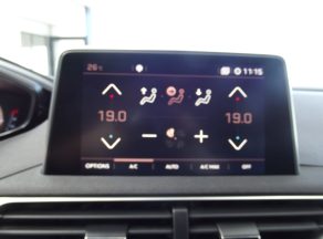 Peugeot 3008 BHDI 180 CV GT BVA - photo 6