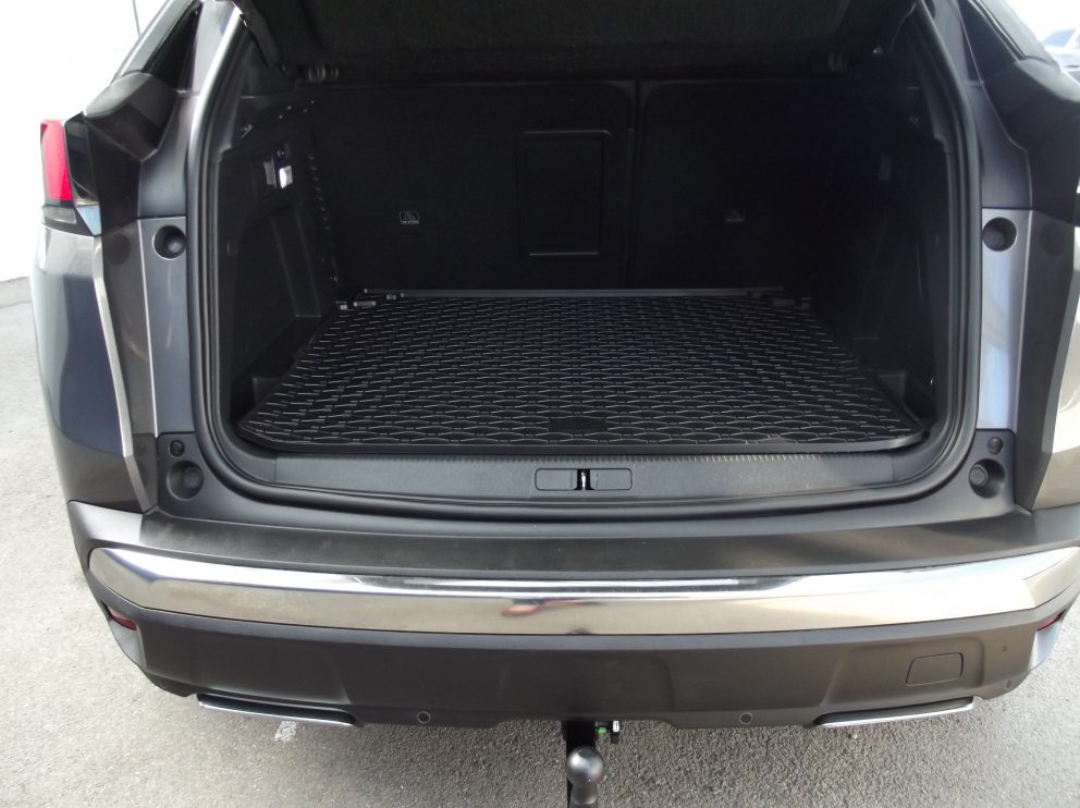 Peugeot 3008 BHDI 180 CV GT BVA - photo 15