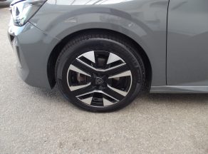 Peugeot 208 PURETECH 100 CV ALLURE BVM - photo 16