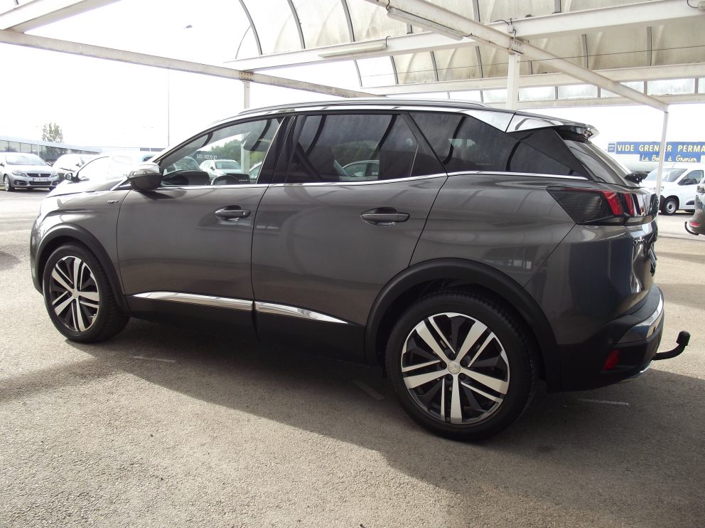 Peugeot 3008 BHDI 180 CV GT BVA - photo 2