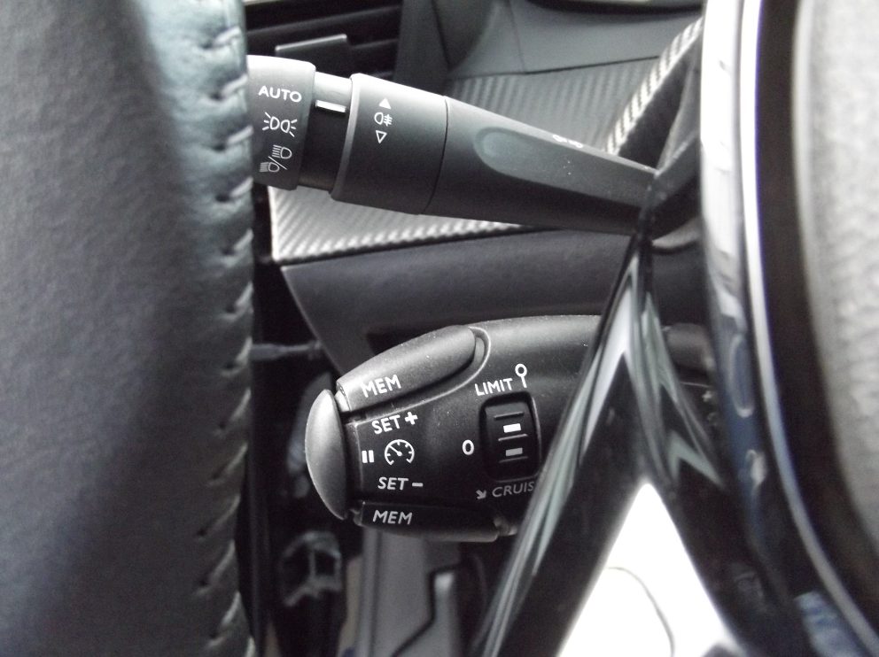 Peugeot 208 BLUEHDI 100 CV ACTIVE PACK BVM - photo 9