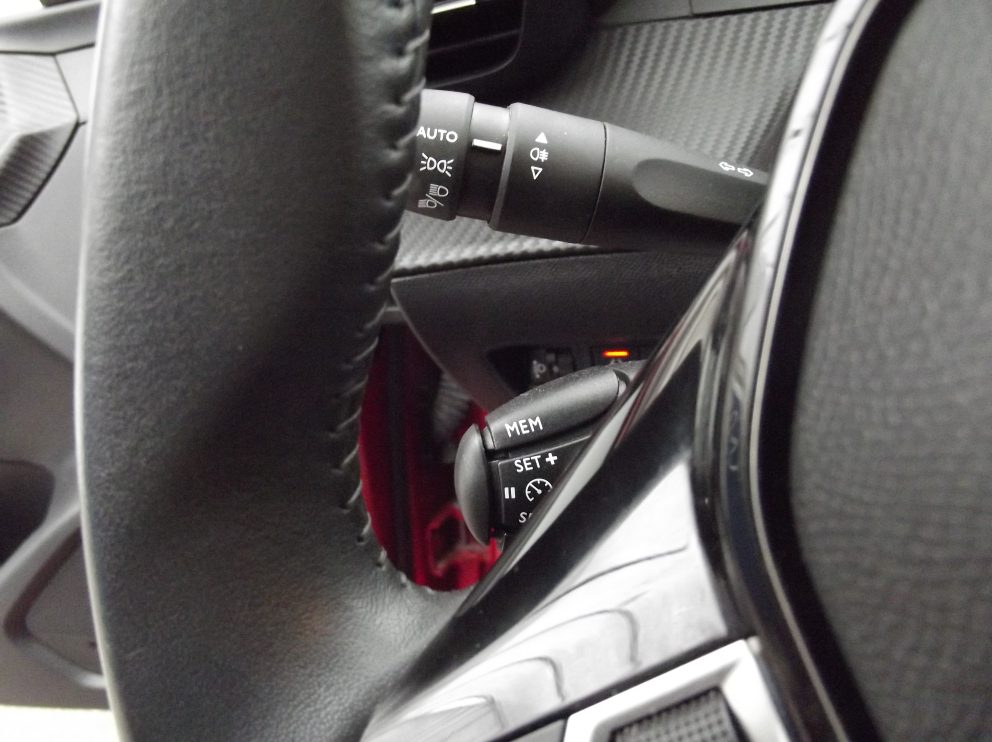 Peugeot 208 BLUEHDI 100 CV ACTIVE PACK BVM - photo 10