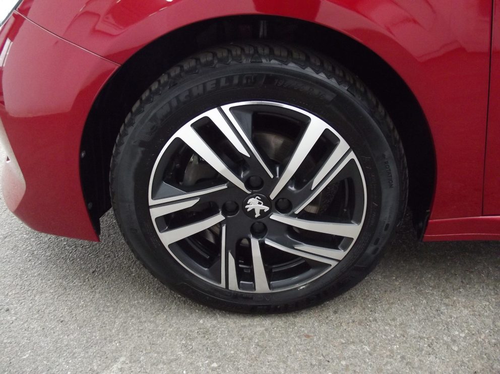 Peugeot 208 BLUEHDI 100 CV ACTIVE PACK BVM - photo 16