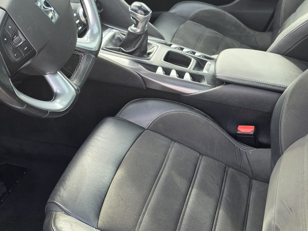 DS DS5 B-HDI 120 CV EXECUTIVE - photo 6